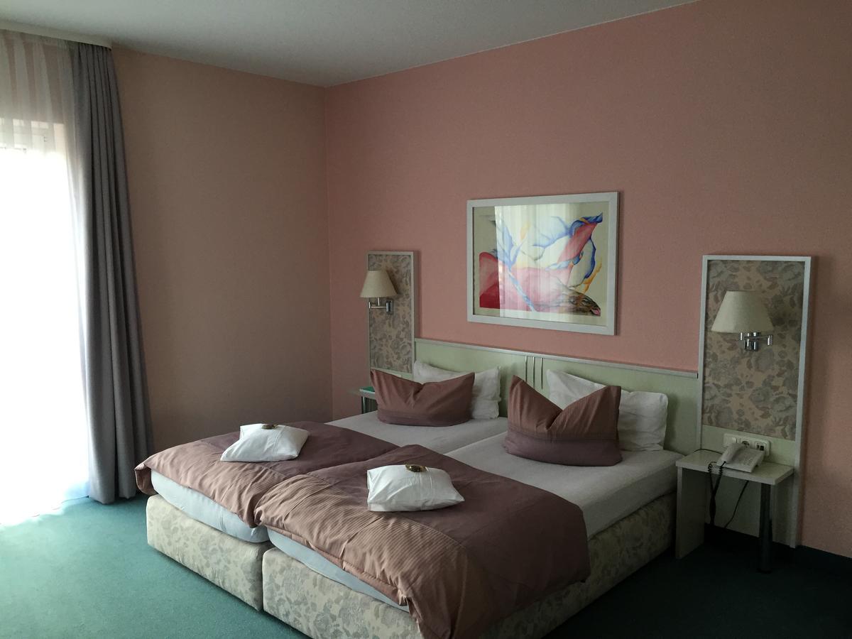 Altstadthotel An Der Werra Μάινινγκεν Εξωτερικό φωτογραφία